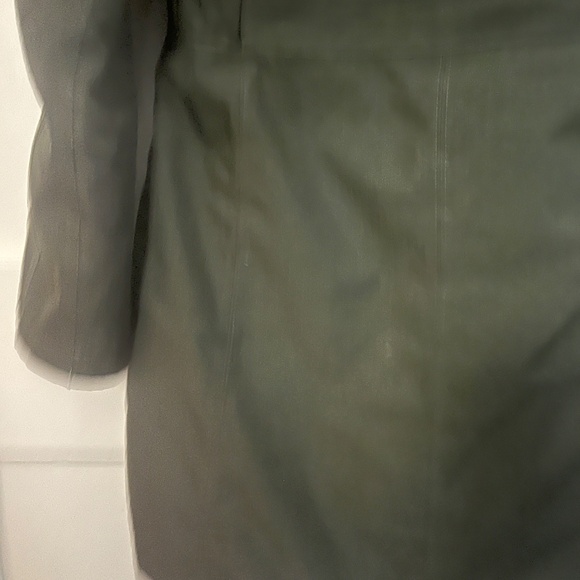 The North Face Women’s Winter Parka - Picture 8 of 16